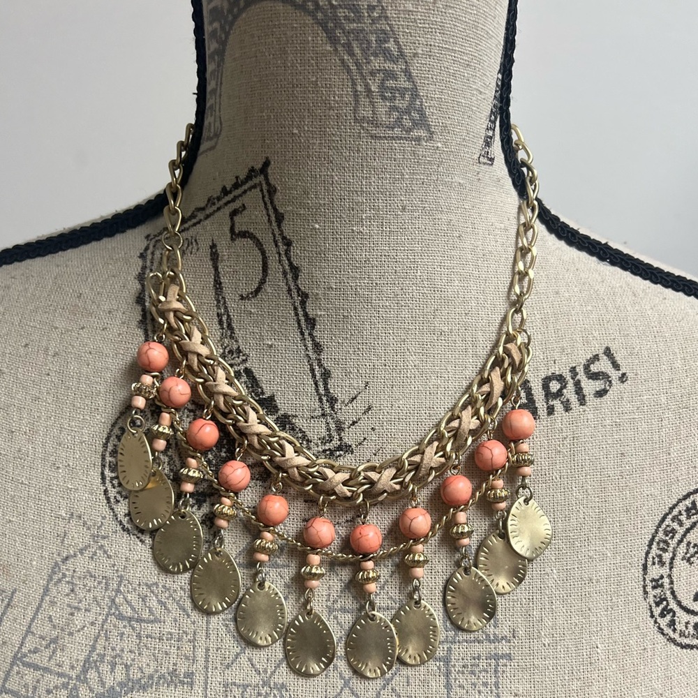 Y2K Coral and Gold Necklace - Picture 2 of 15